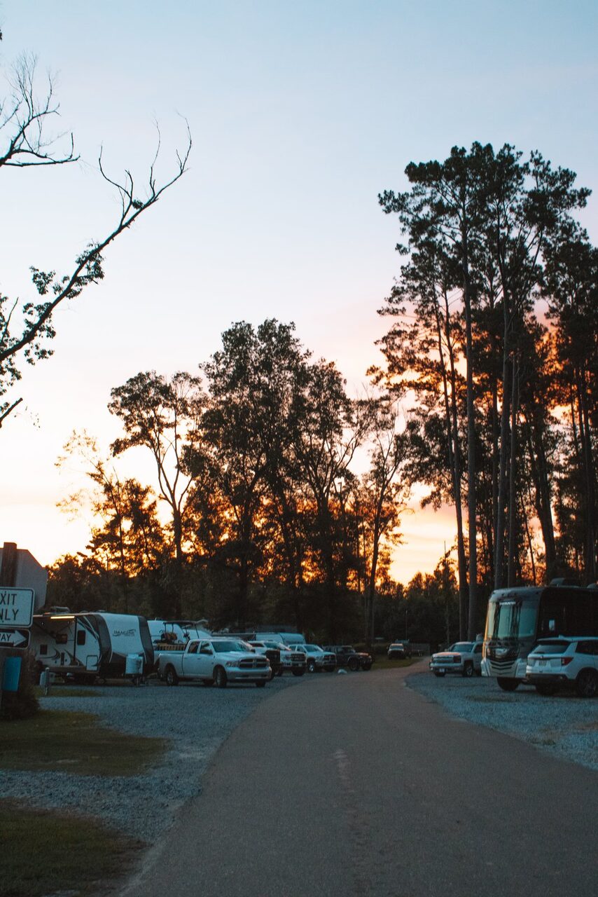 50-amp full-hookup RV sites at Fireside RV Resort near New Orleans