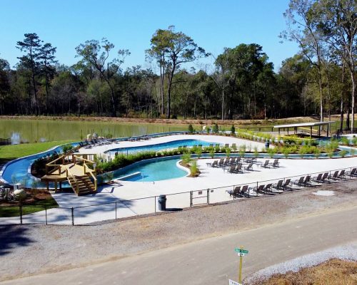 Lazy River at Fireside RV Resort | Swim-Up Bar, Pools